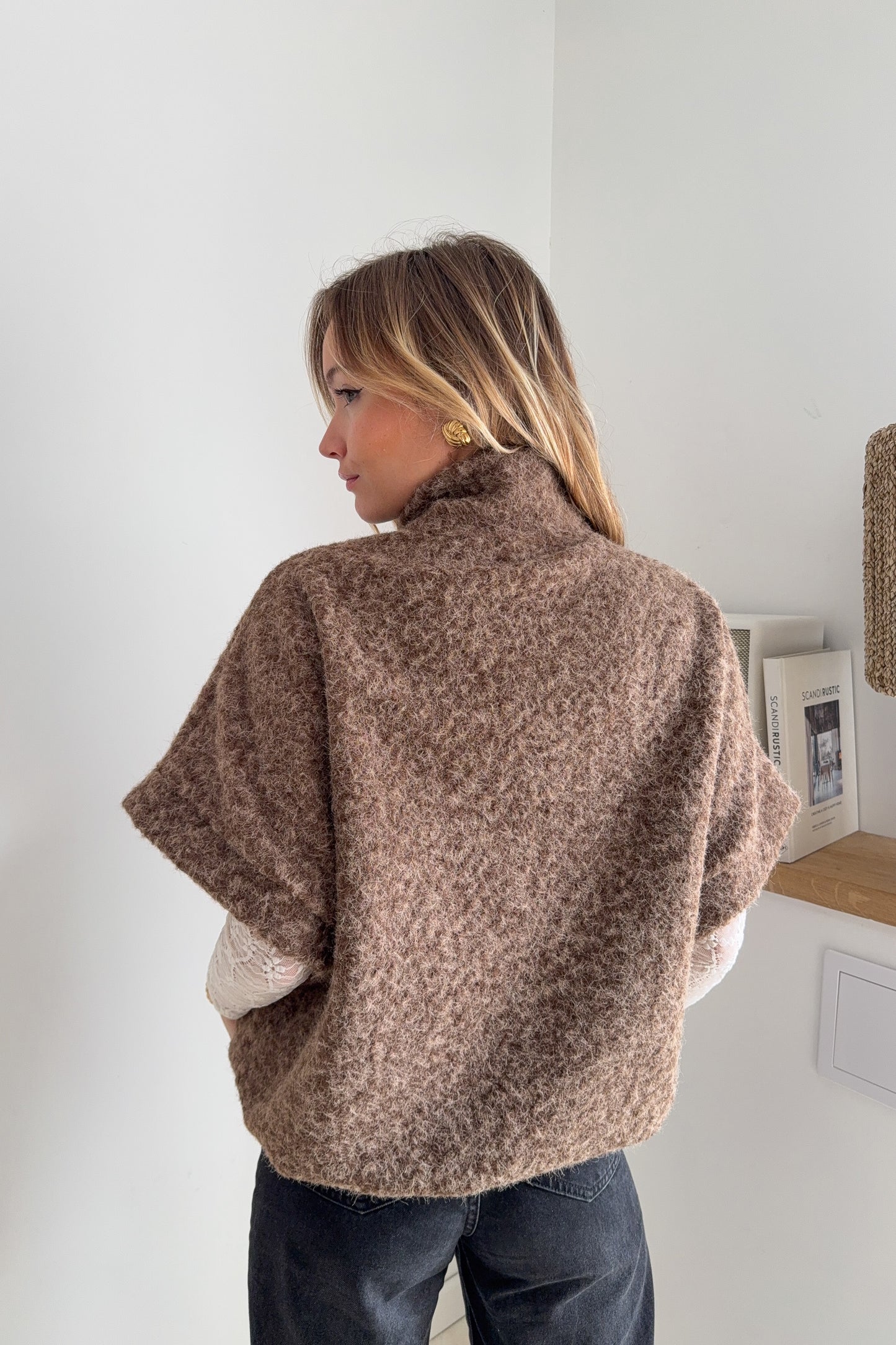 VESTE MARRON SANS MANCHES NOEMIE