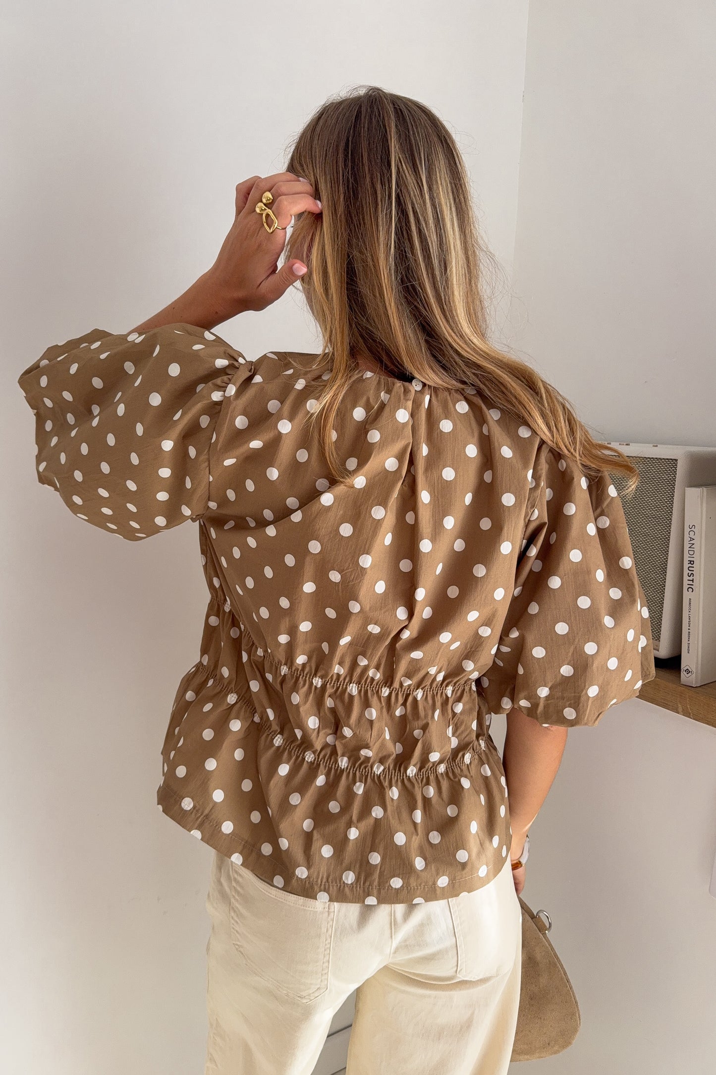 BLOUSE EMMA CAMEL