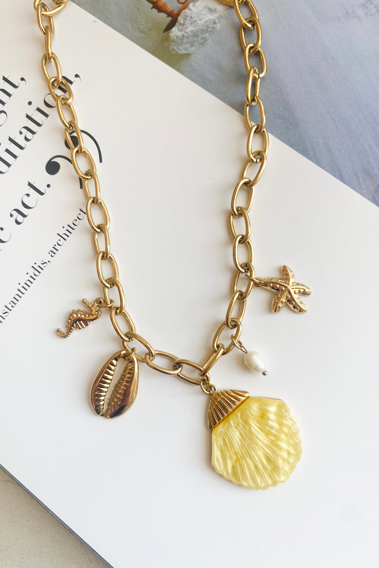 COLLIER YELLOW
