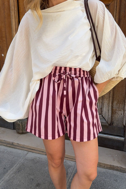 SHORT ROSA