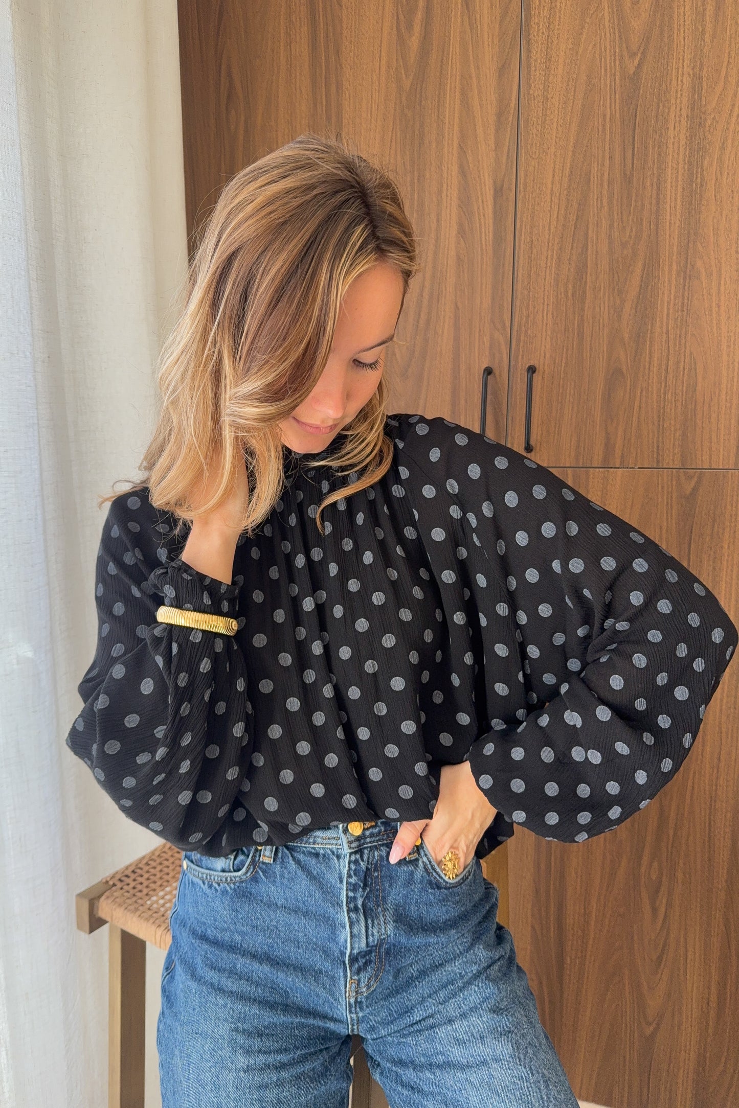 TOP THEA NOIR