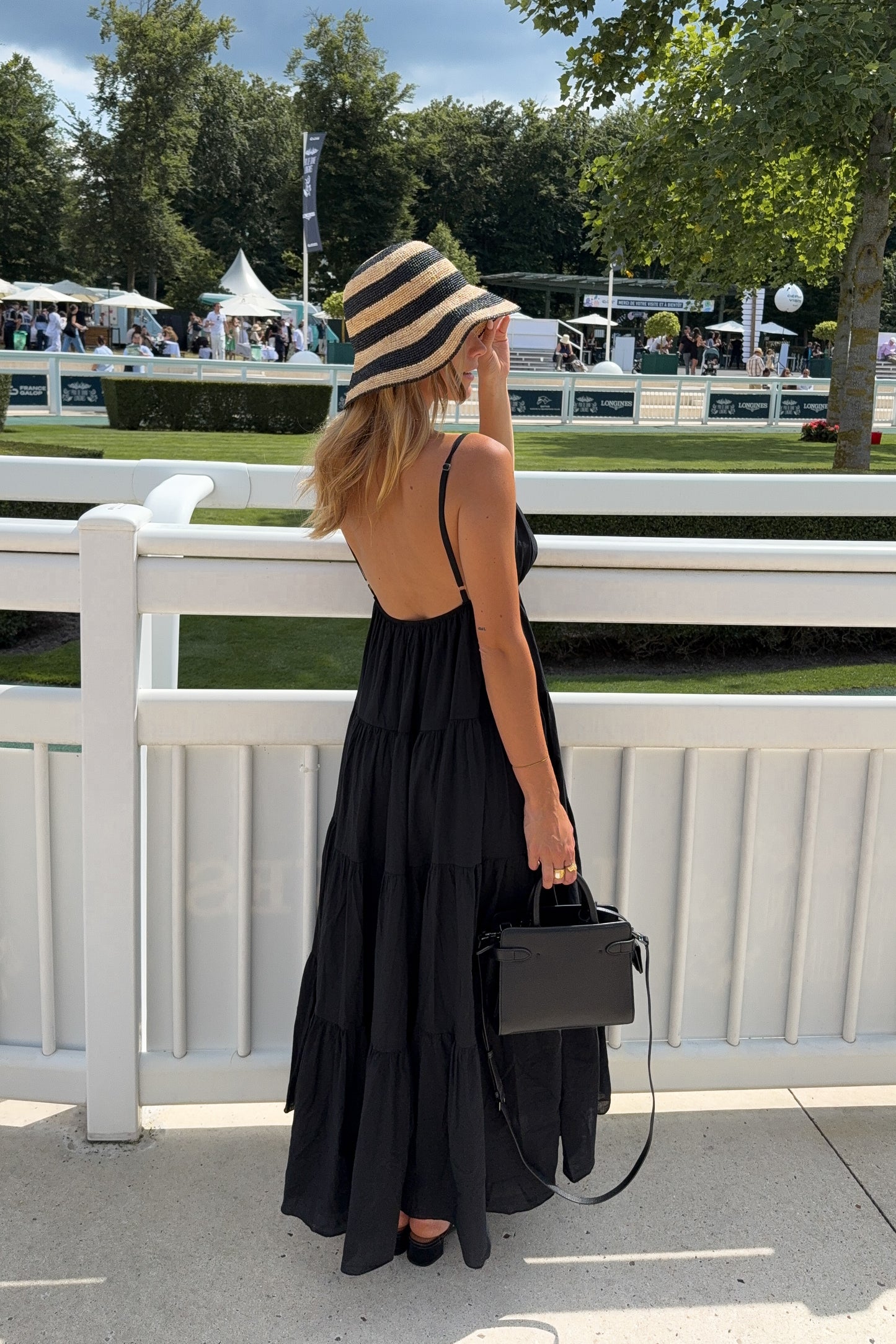 ROBE SUNNA NOIRE