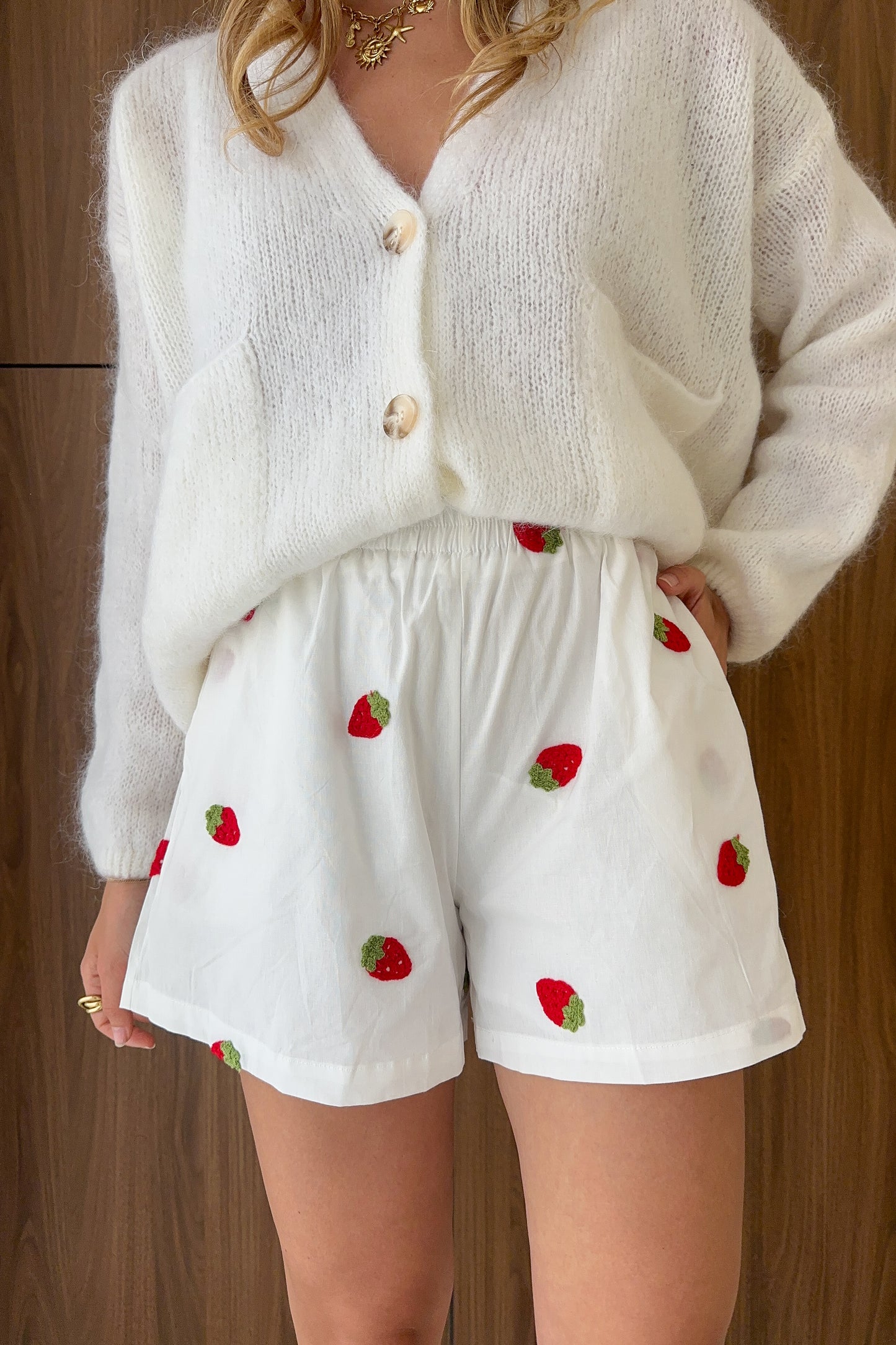 SHORT STRAWBERRY