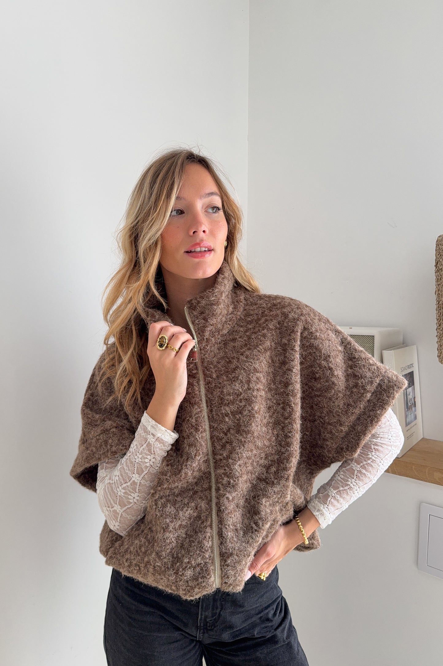 VESTE MARRON SANS MANCHES NOEMIE