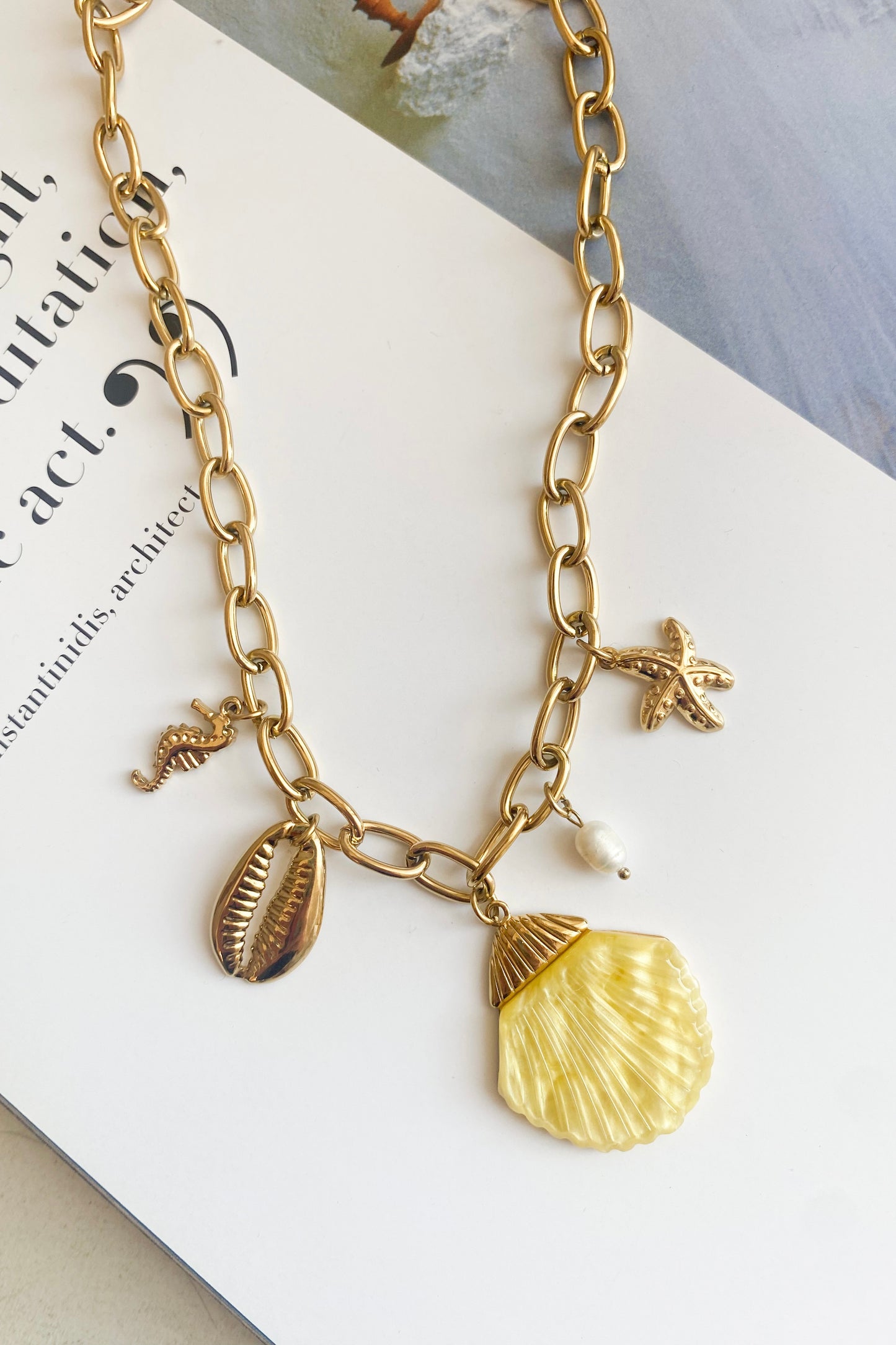 COLLIER YELLOW